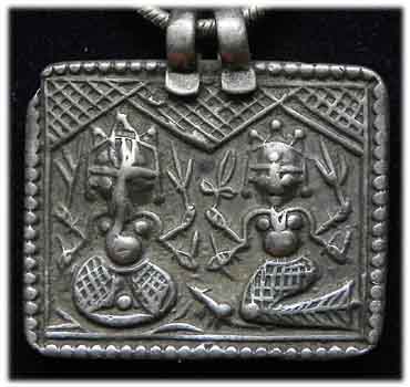 antikes Silberamulett  Glcksamulett mit Ganesh und Lakshmi