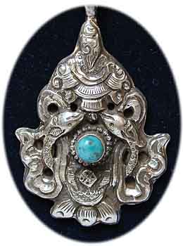 antikes Silberamulett mit Piktogramm